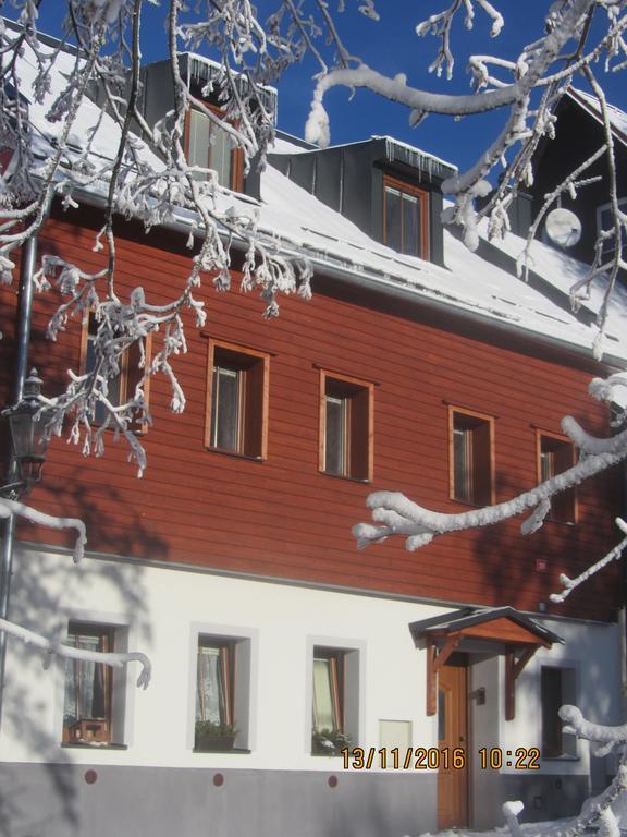 Apartmany Na Namesti Boží Dar 外观 照片